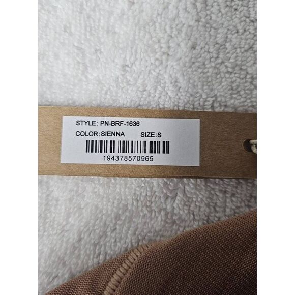 Skims hi cut panty Nwt - Picture 6 of 9